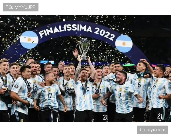 阿根廷新星莫利纳右路爆发，助球队强势回暖迈向胜利巅峰