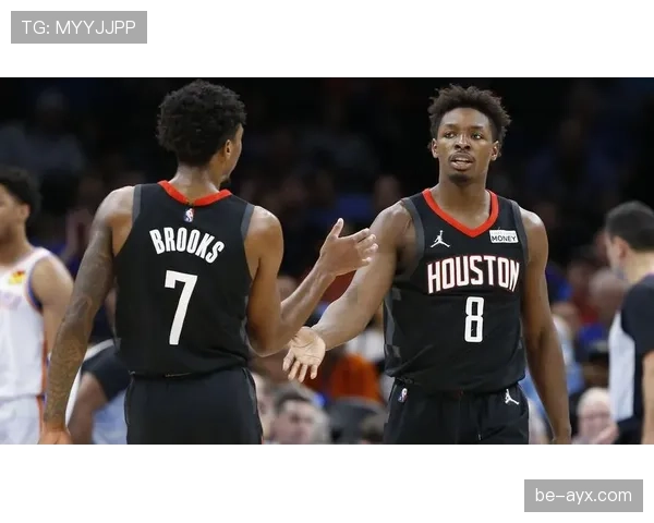 罗梅罗关键失误复盘：关键时刻的疏漏重创球队表现